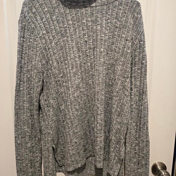 Cloud chaser sweater - Picture 1 of 4
